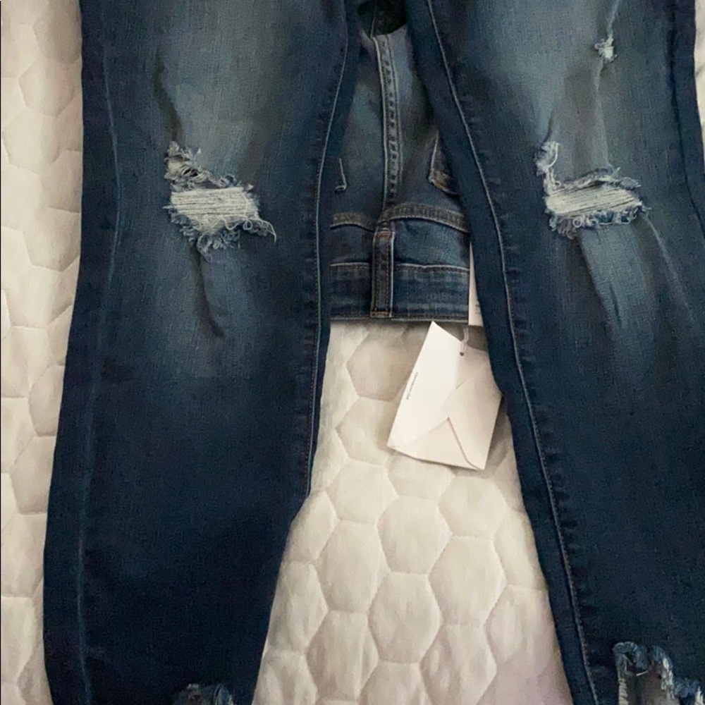 Jeans - Picture 2 of 3